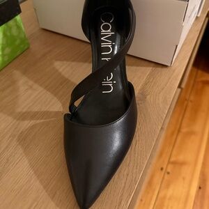 Calvin Klein Gilisa Asymmetric Strap Pump